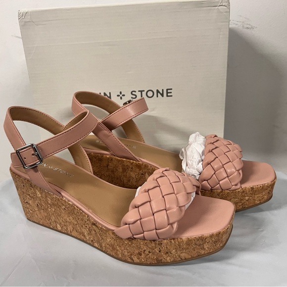 💥3/$30💥NIB - Sun + Stone Allvina Faux Leather Wedge Sandal in Blush - Size 9.5 - Picture 3 of 12